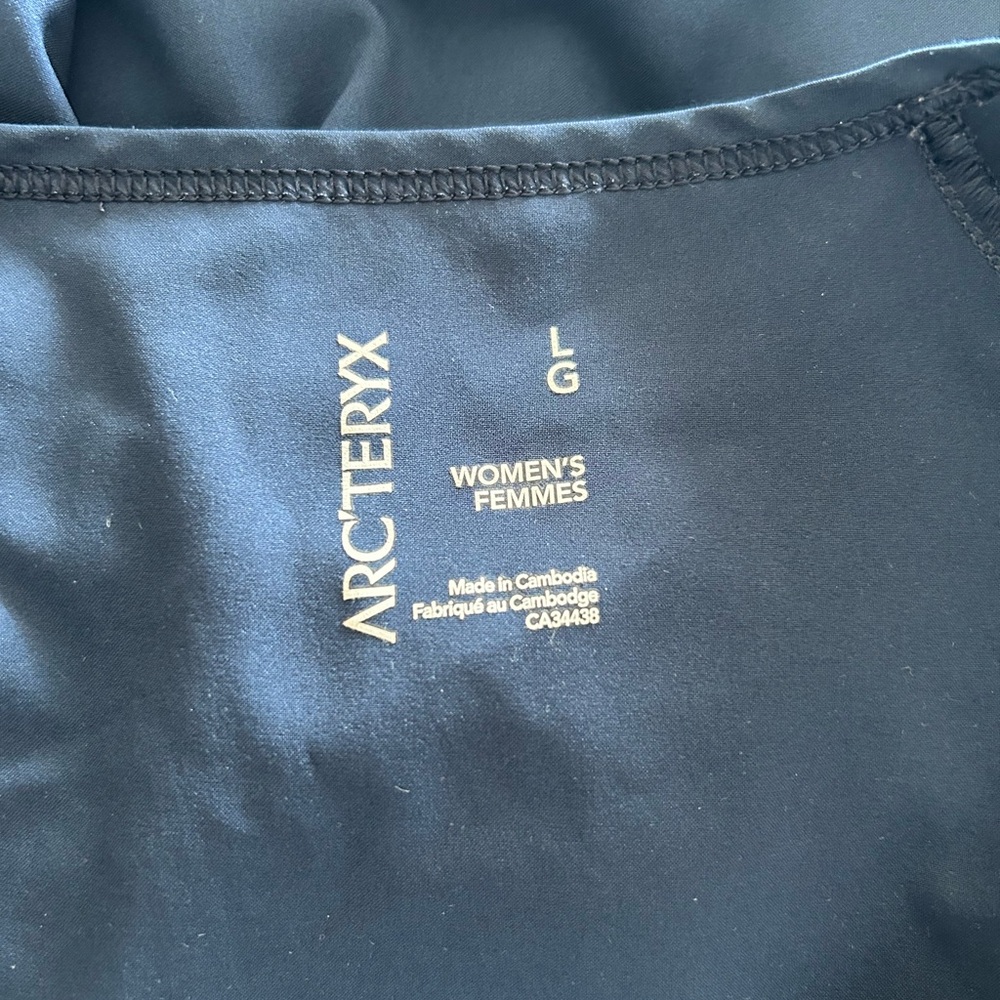 Arc'teryx Women's Navy Sleeveless Swim Coverup Dress - Picture 8 of 10